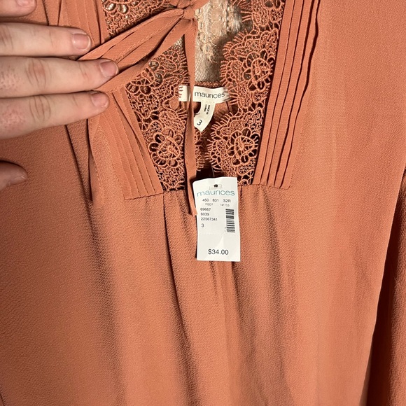 NWT Maurices Sleeveless Blouse with Lace Detail- Blush/Light Terracotta - Picture 3 of 8